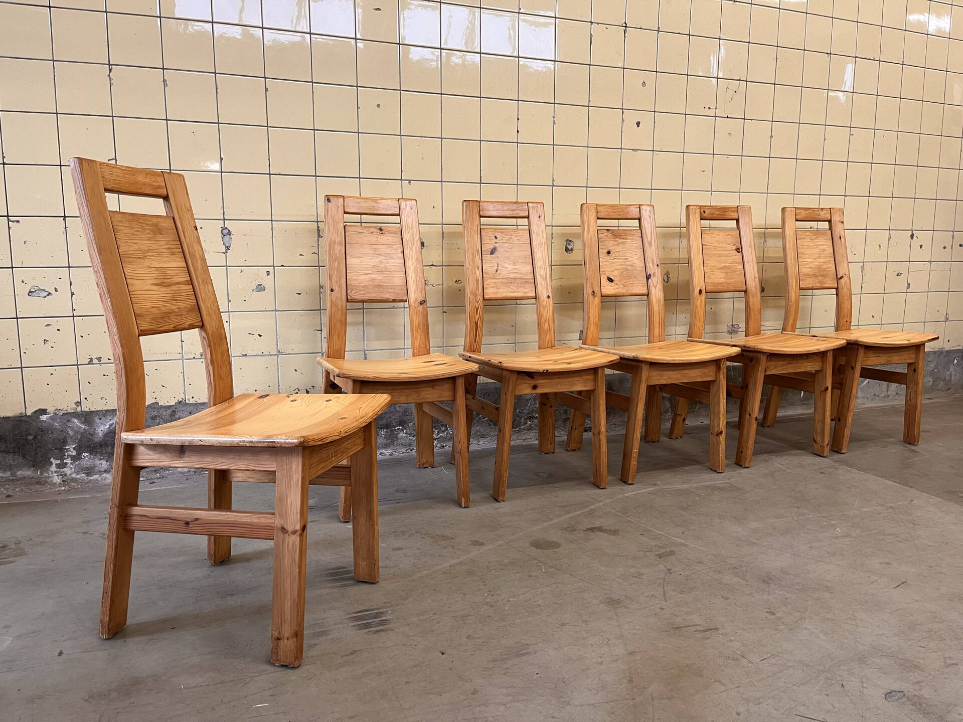 Set of six vintage pine chairs by Tapiovaara