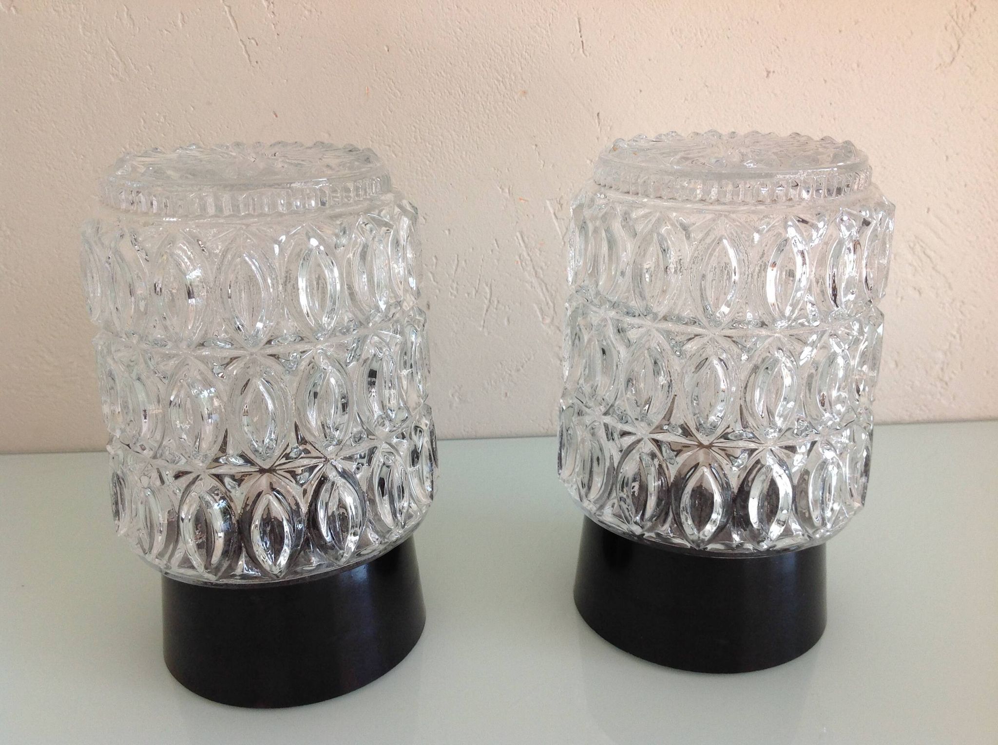 Paire de plafonniers cylindriques  en verre structuré / vintage années 60-70