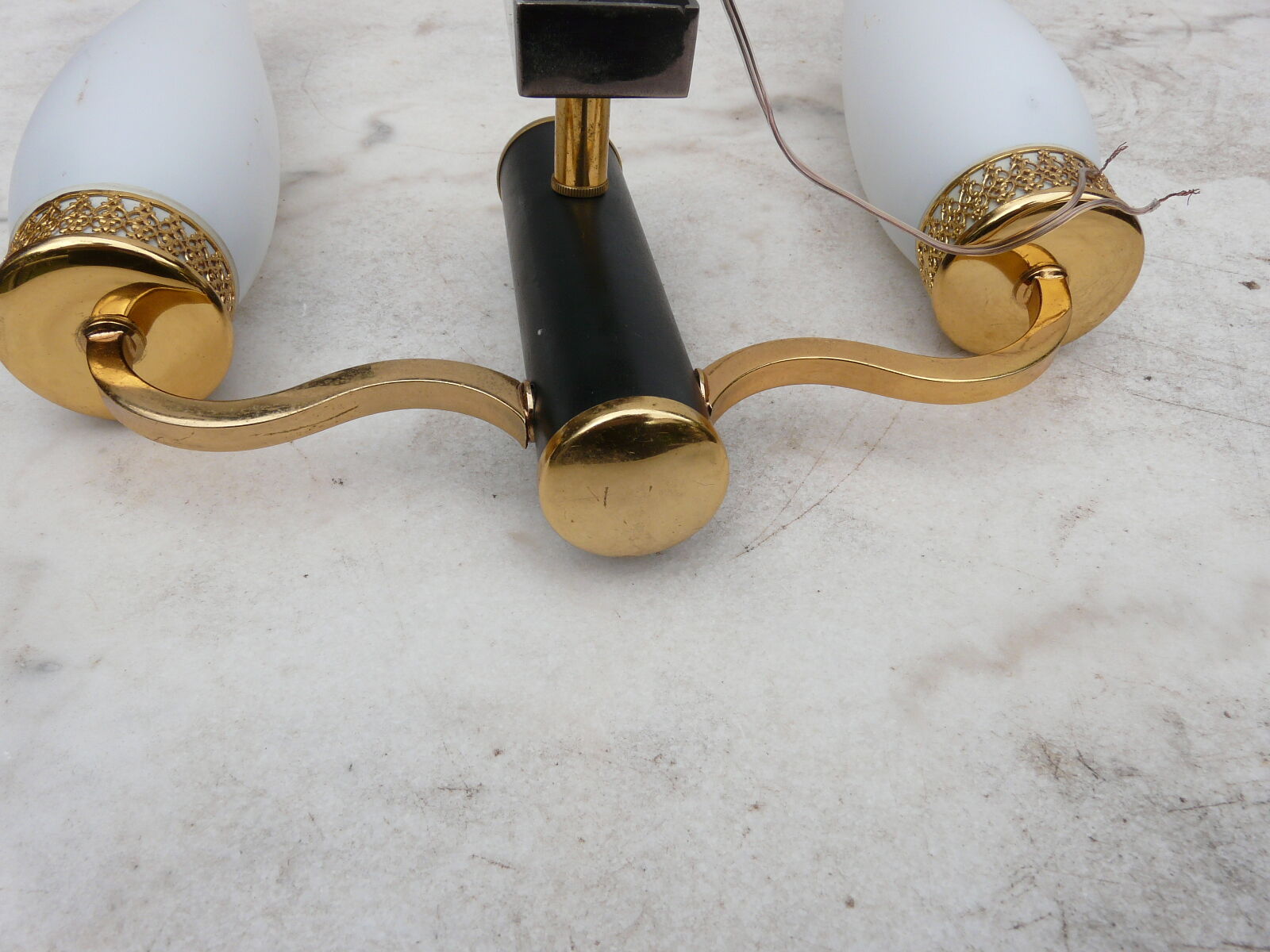 Applique double bras vintage noire et dorée