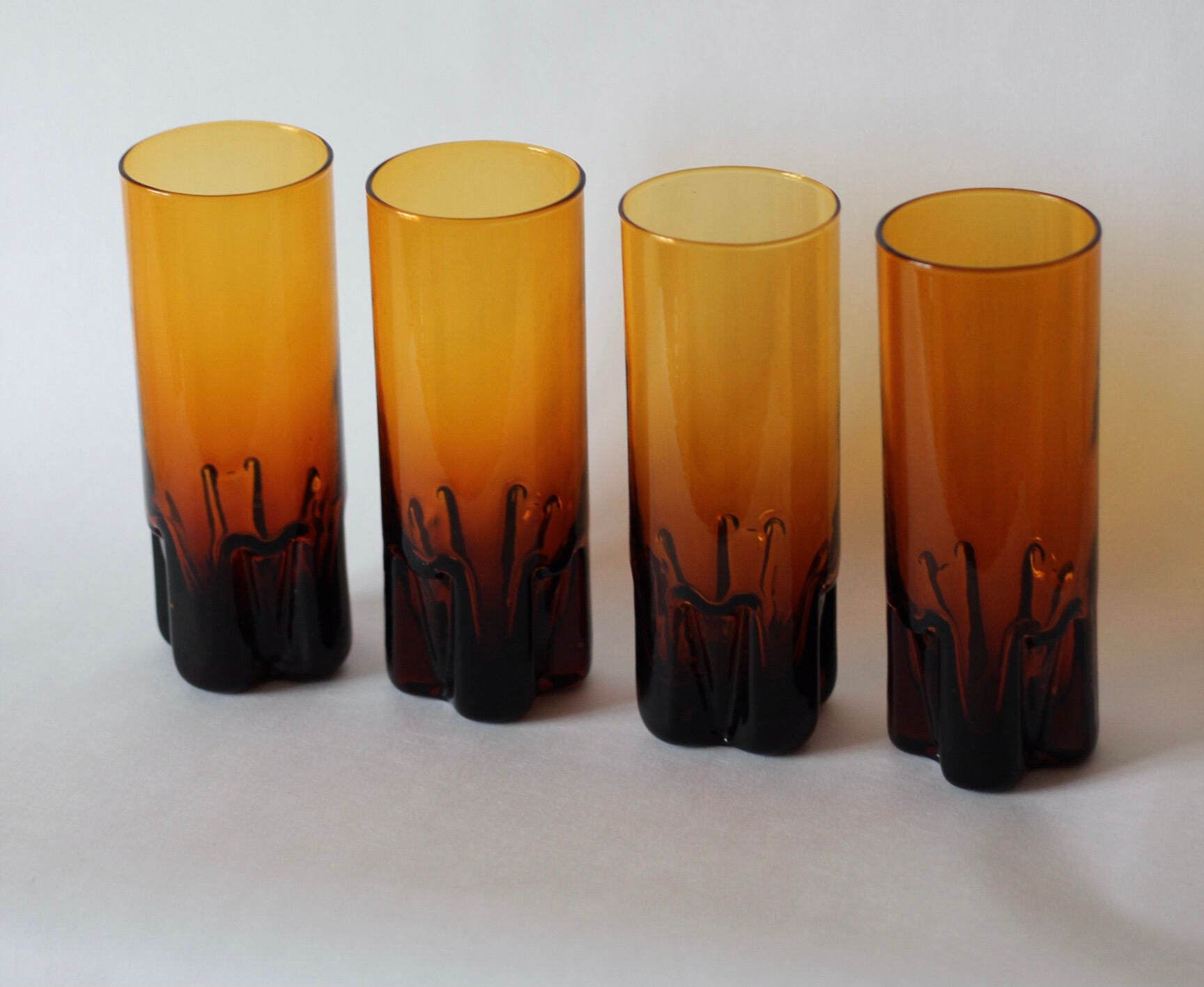 Set of 4 vintage glasses long amber drink