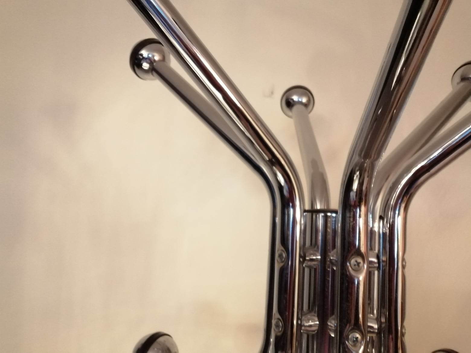 80s parrot coat rack