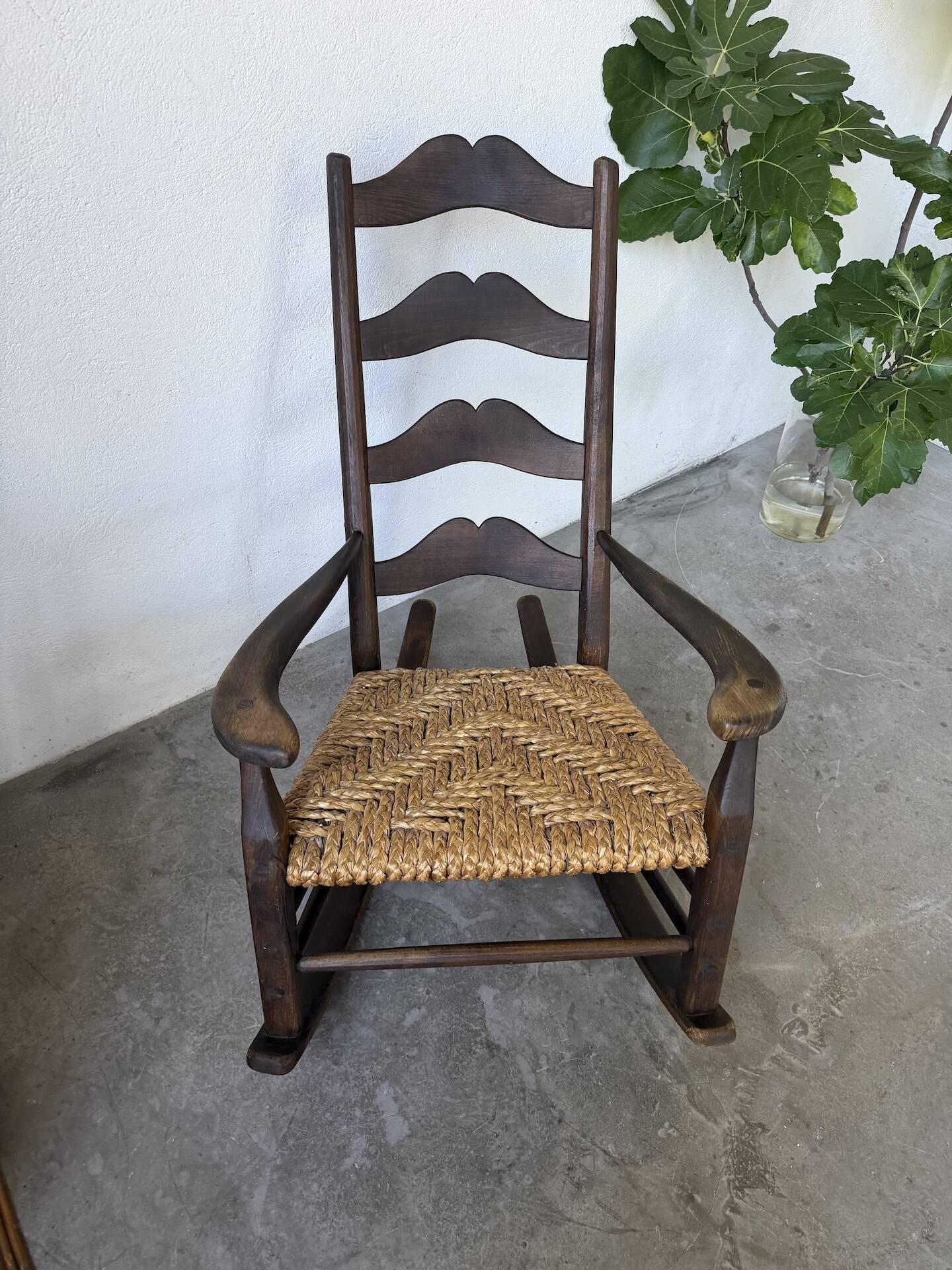 Rocking chair 1900 France cord