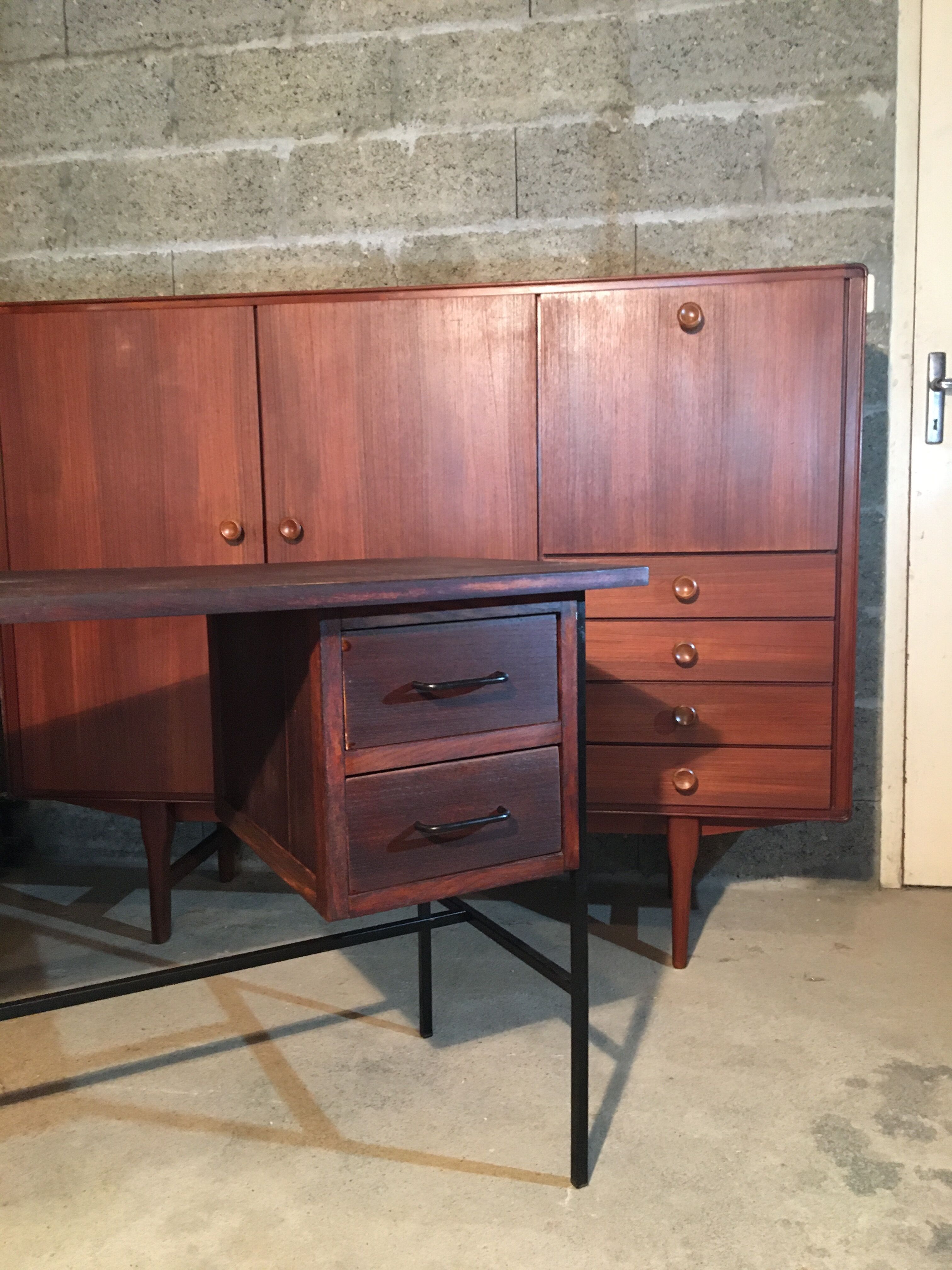 Modernist desk
