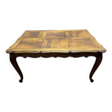 Table à manger en noyer de style Louis XV