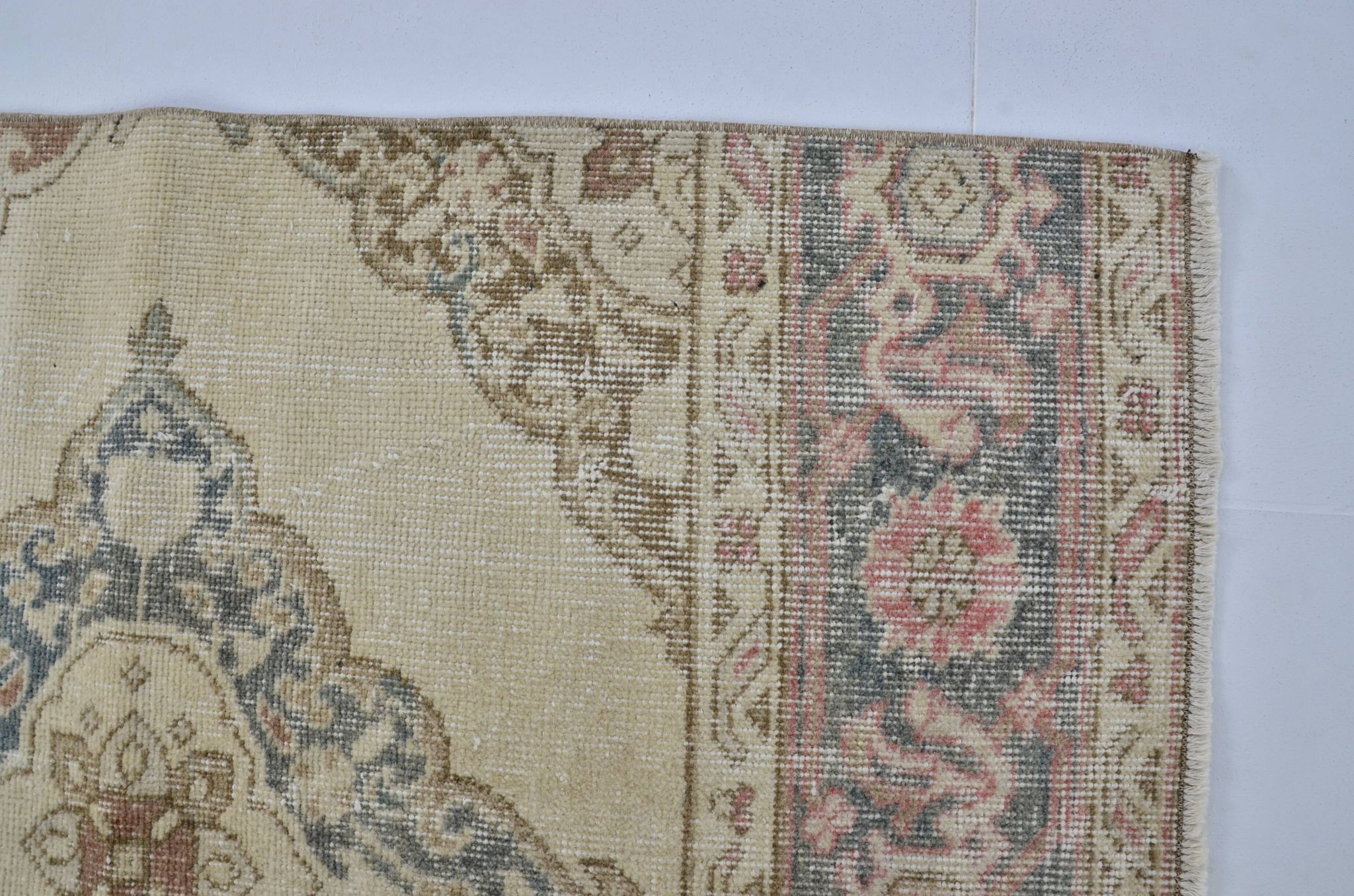 Tapis décoratif vintage Oushak sku 2111