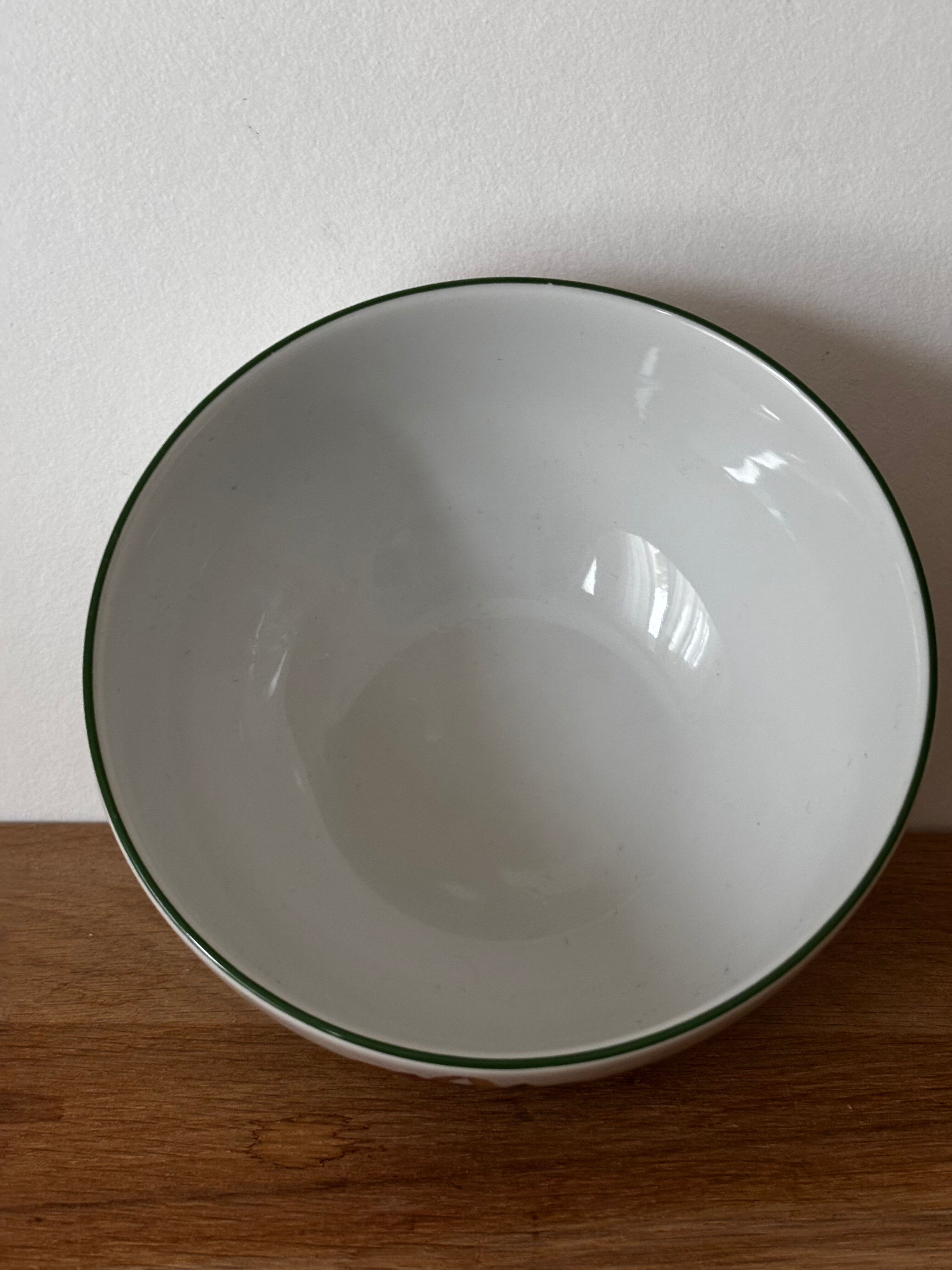 Porcelain bowl Guy Degrenne strawberries