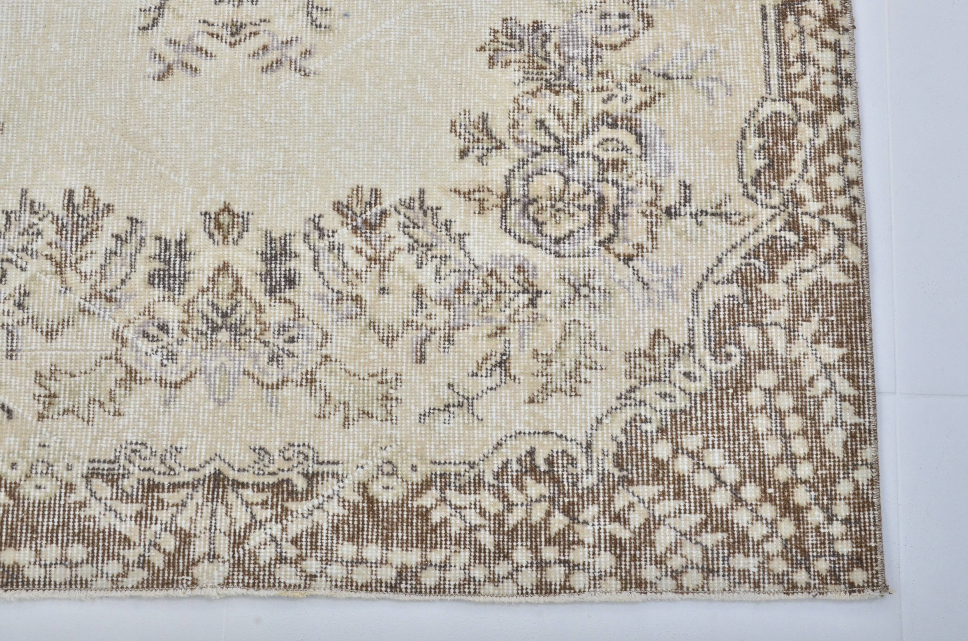 Vintage biege home living rug sku 3143