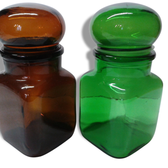 Series 2 vintage 70 glass jars