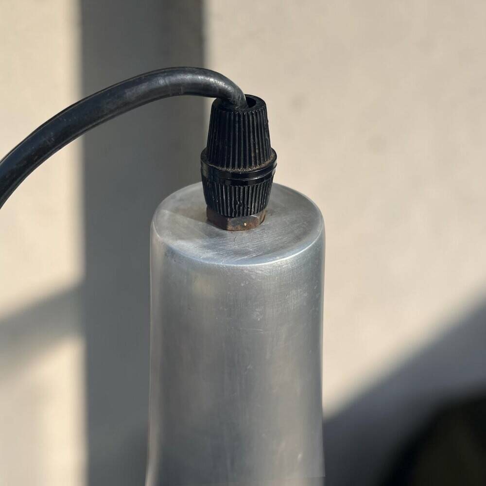Lampe suspendue en aluminium argenté de l'ère spatiale