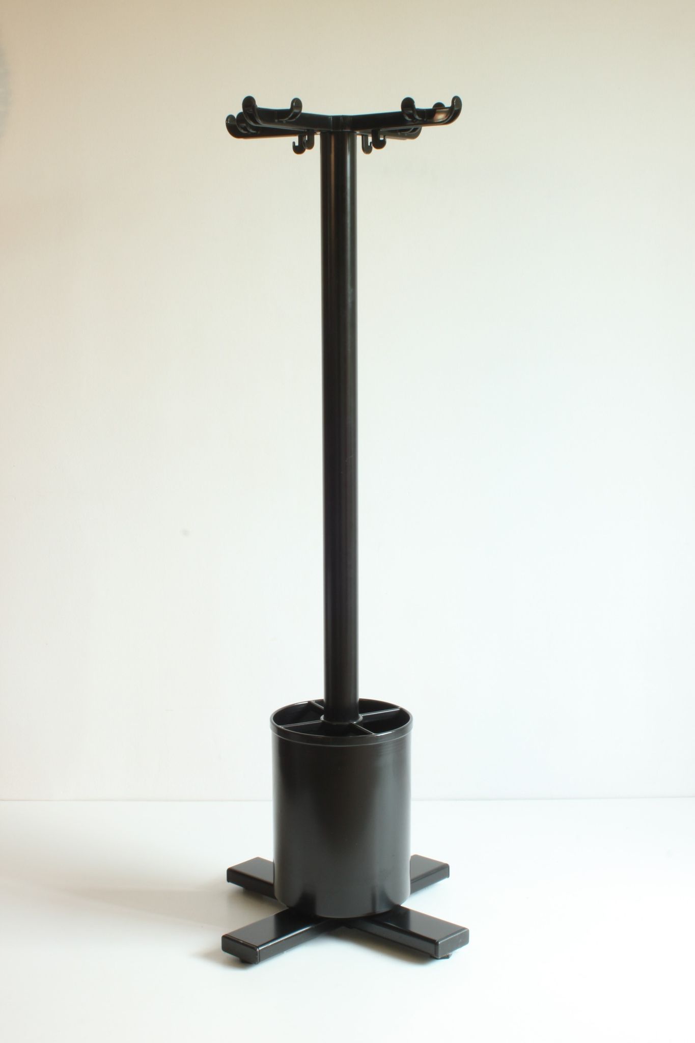 Coat and umbrella stand by Ettore Sottsass for Olivetti Synthesis, Italy 1970s.