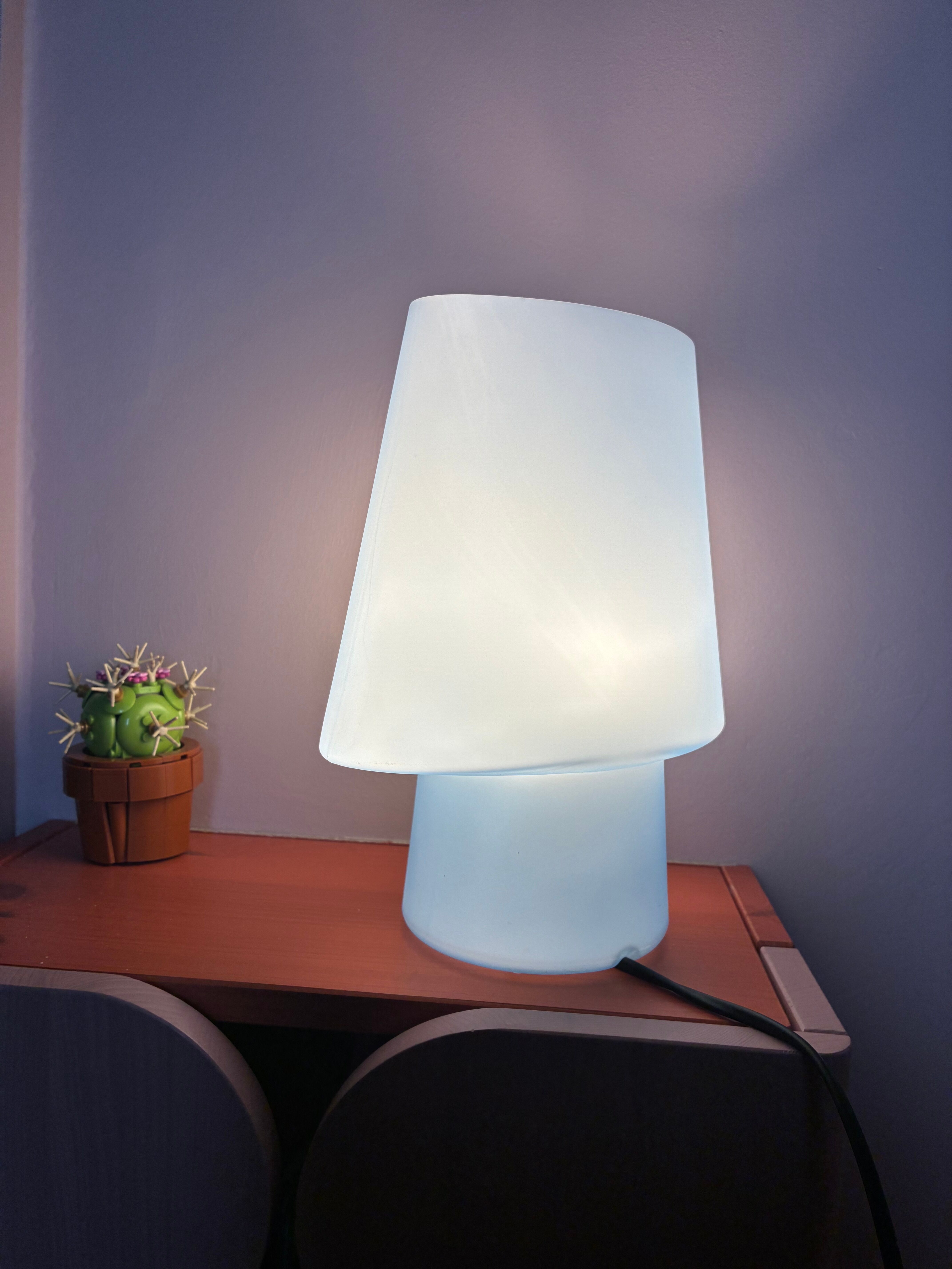 Lampe flore verre opaline Habitat 1990
