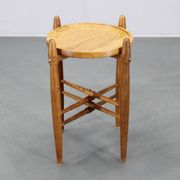 Table d'appoint danoise en chêne massif des années 1960 par Arne Basse pour Knabstrup
