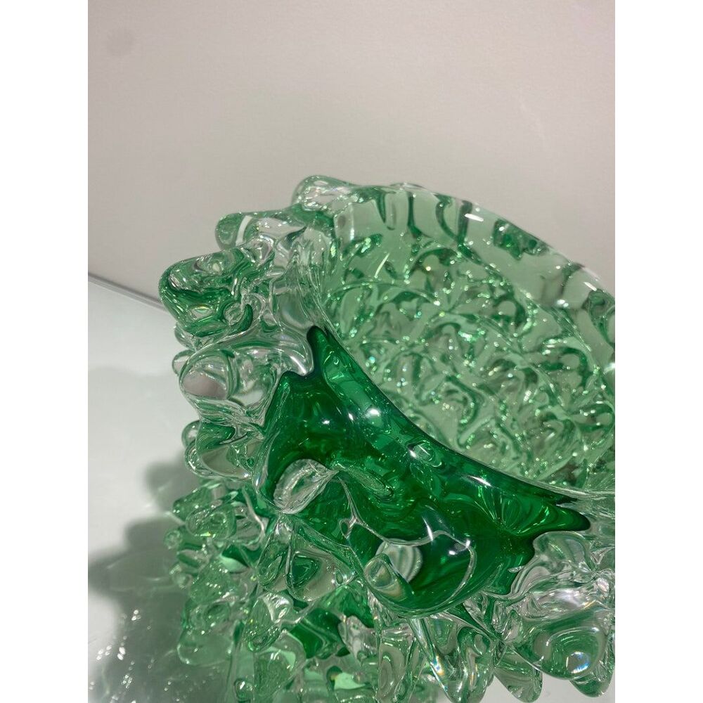Rostrato green murano glass vase