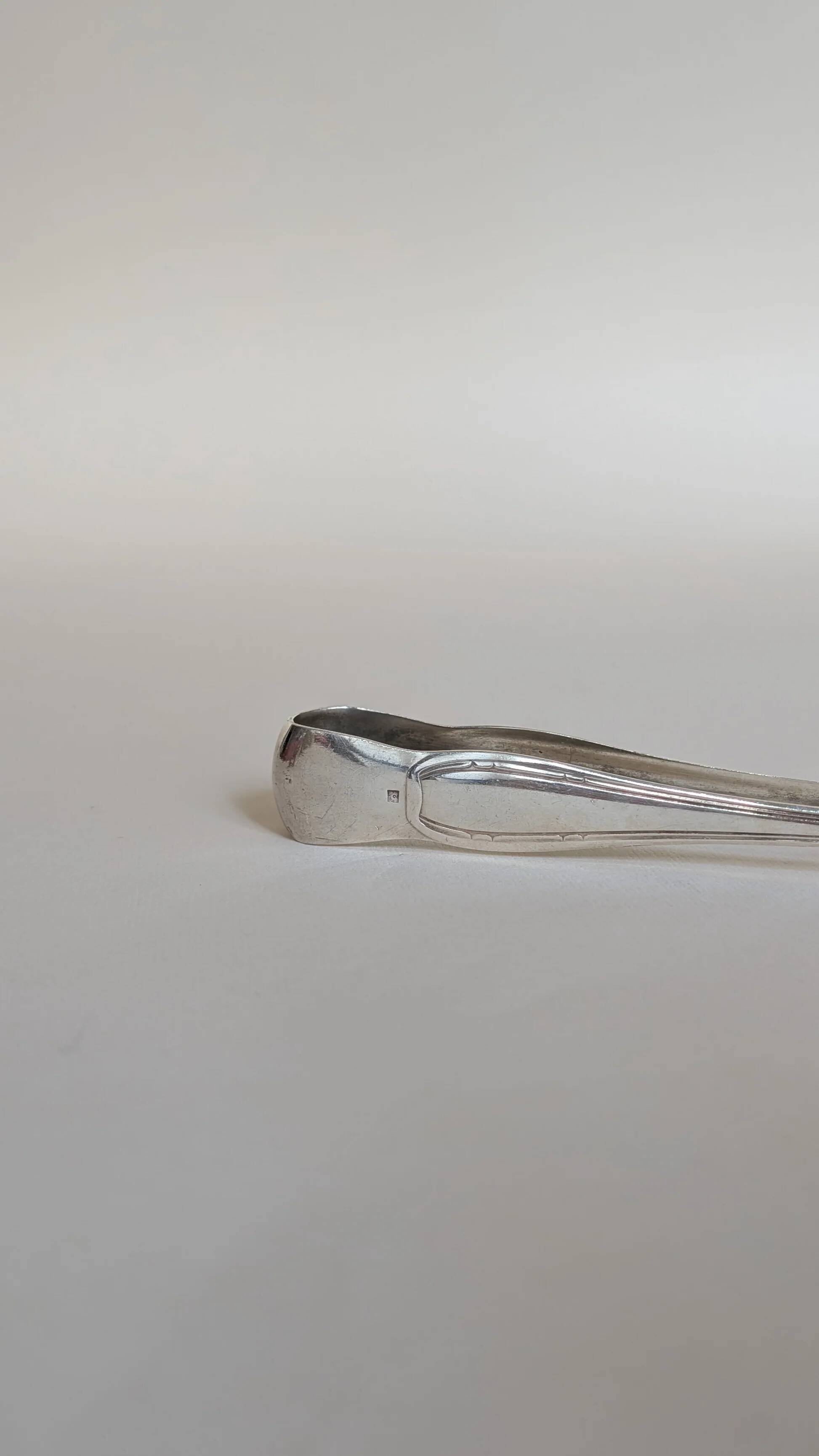 Sugar tongs