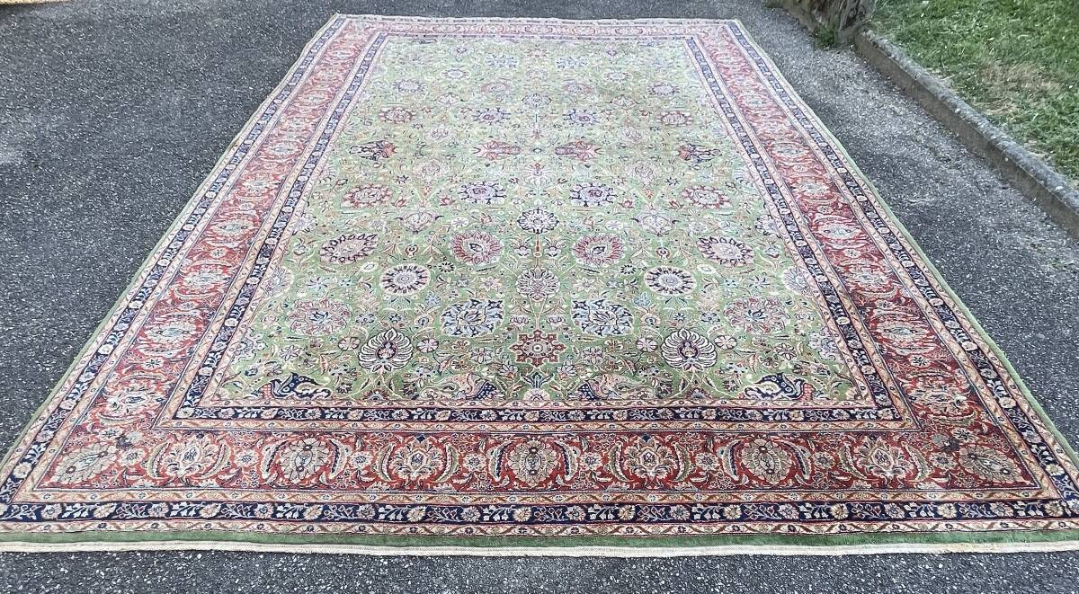 Large emerald Tabriz Persian rug 520x350 cm