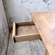Table de ferme merisier pieds galbés XIXème