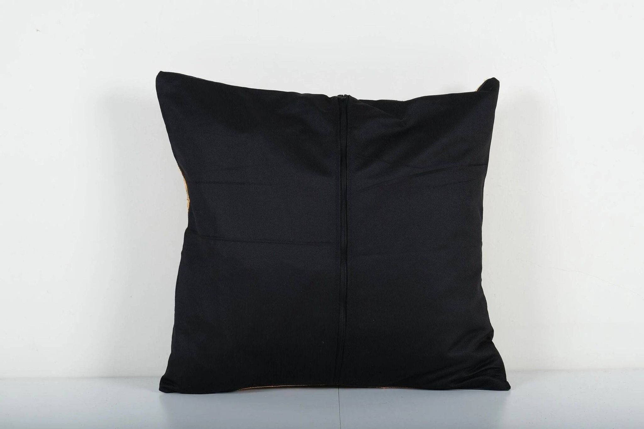Vintage embroidered cushion cover 43x46 cm