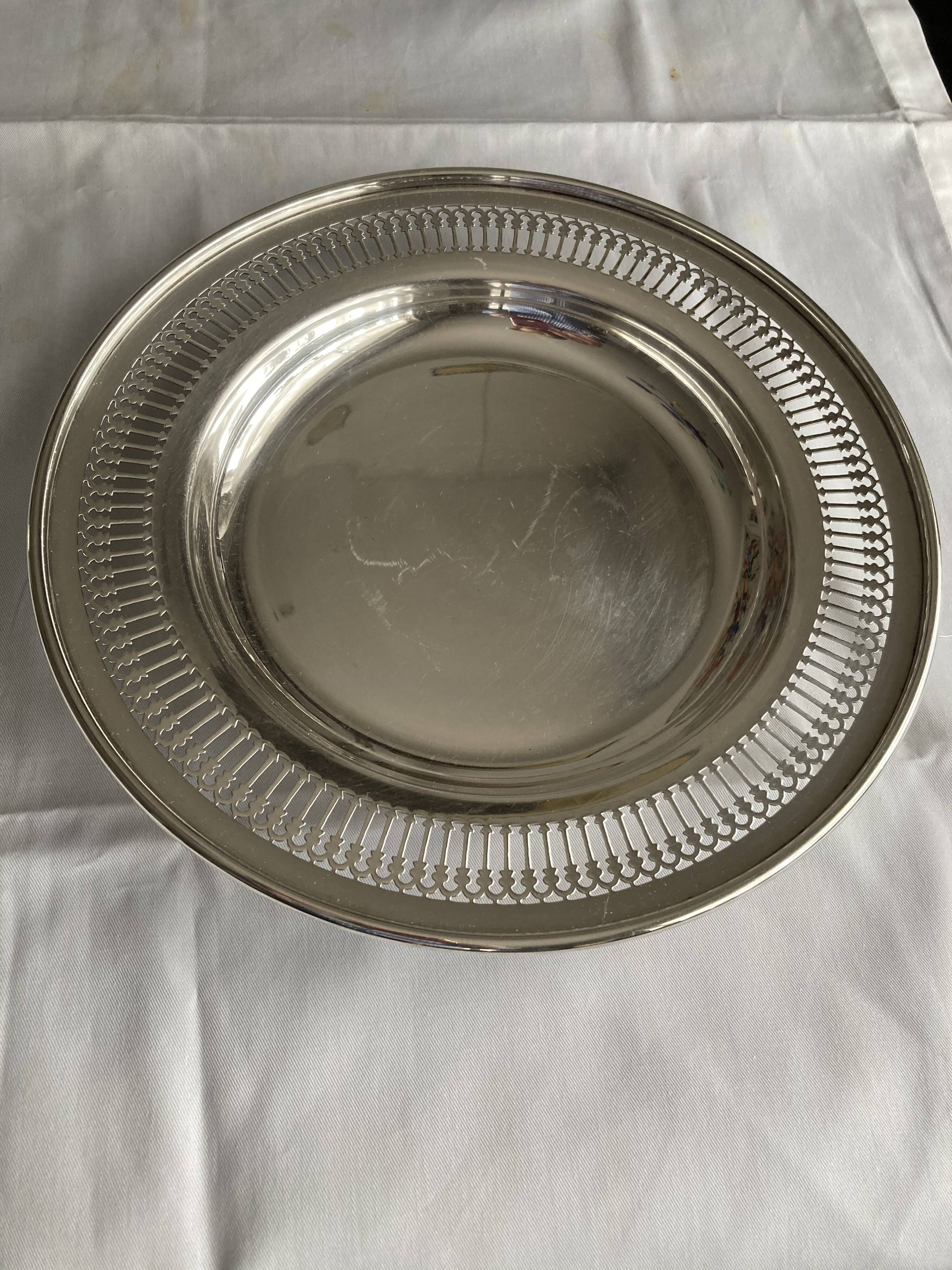 Silver metal dish