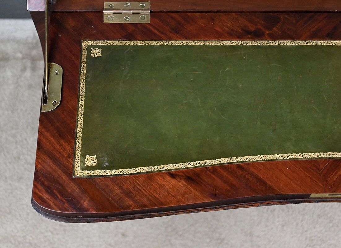 Slope desk in rosewood and rosewood marquetry, Louis XV – XVIII century