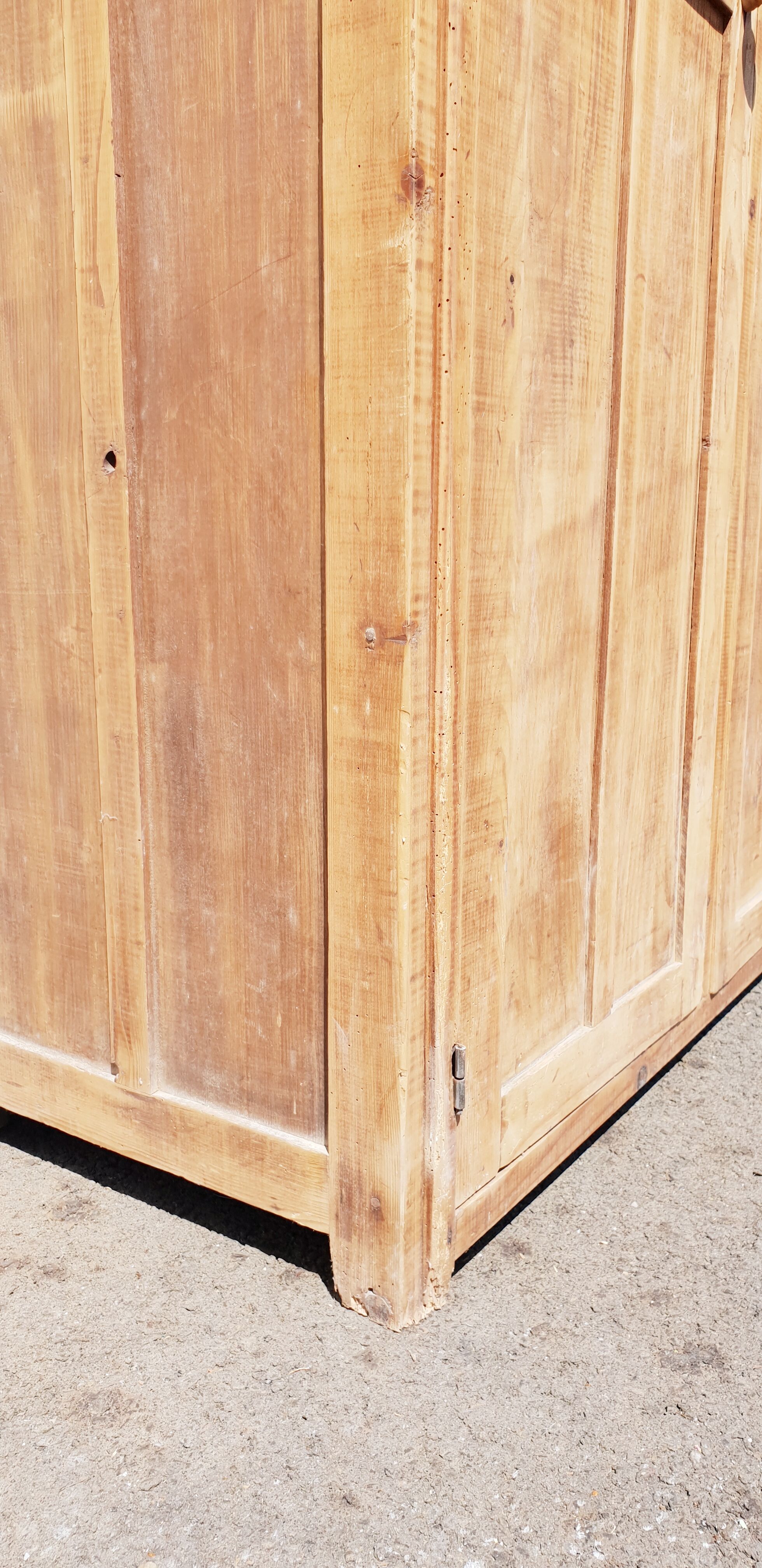 Armoire Parisienne vintage
