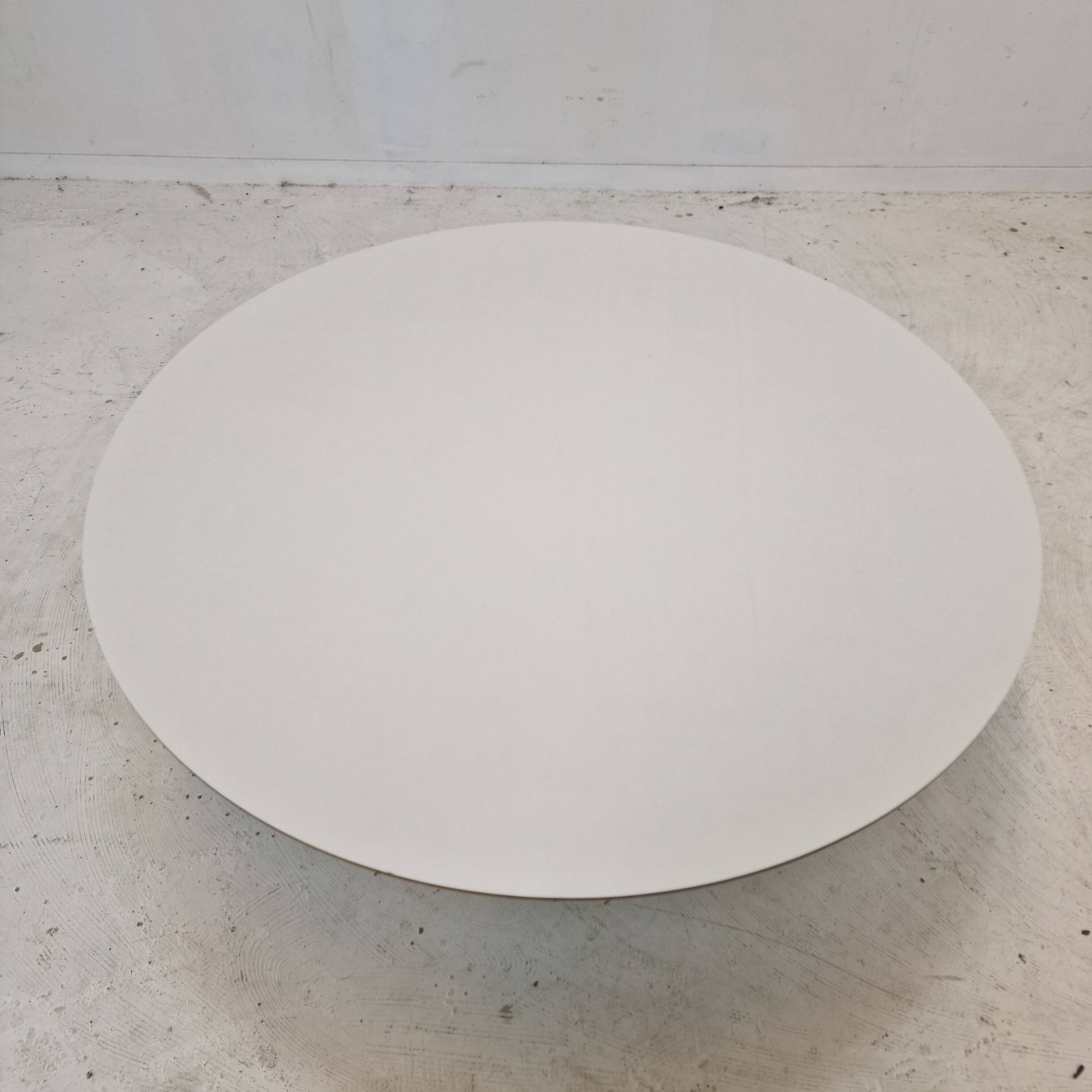 "Circle" Coffee Table by Pierre Paulin for Artifort, 1960s