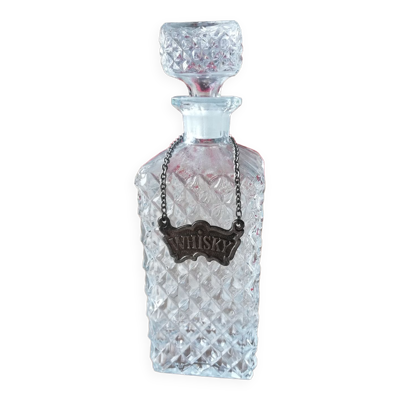 Carafe à whisky en verre ciselé et son collier marqué ''whisky