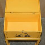 Antique Japanese commode hand-painted and lacquered.