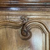 Regency castle buffet