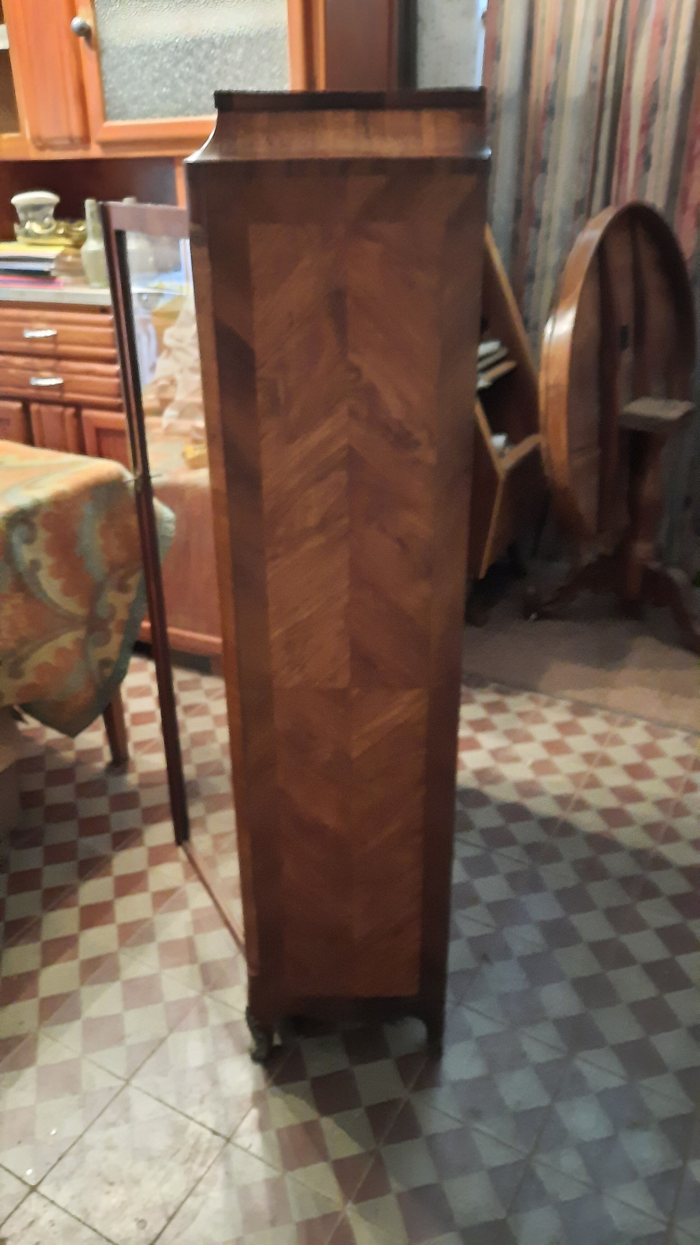 Empire style showcase