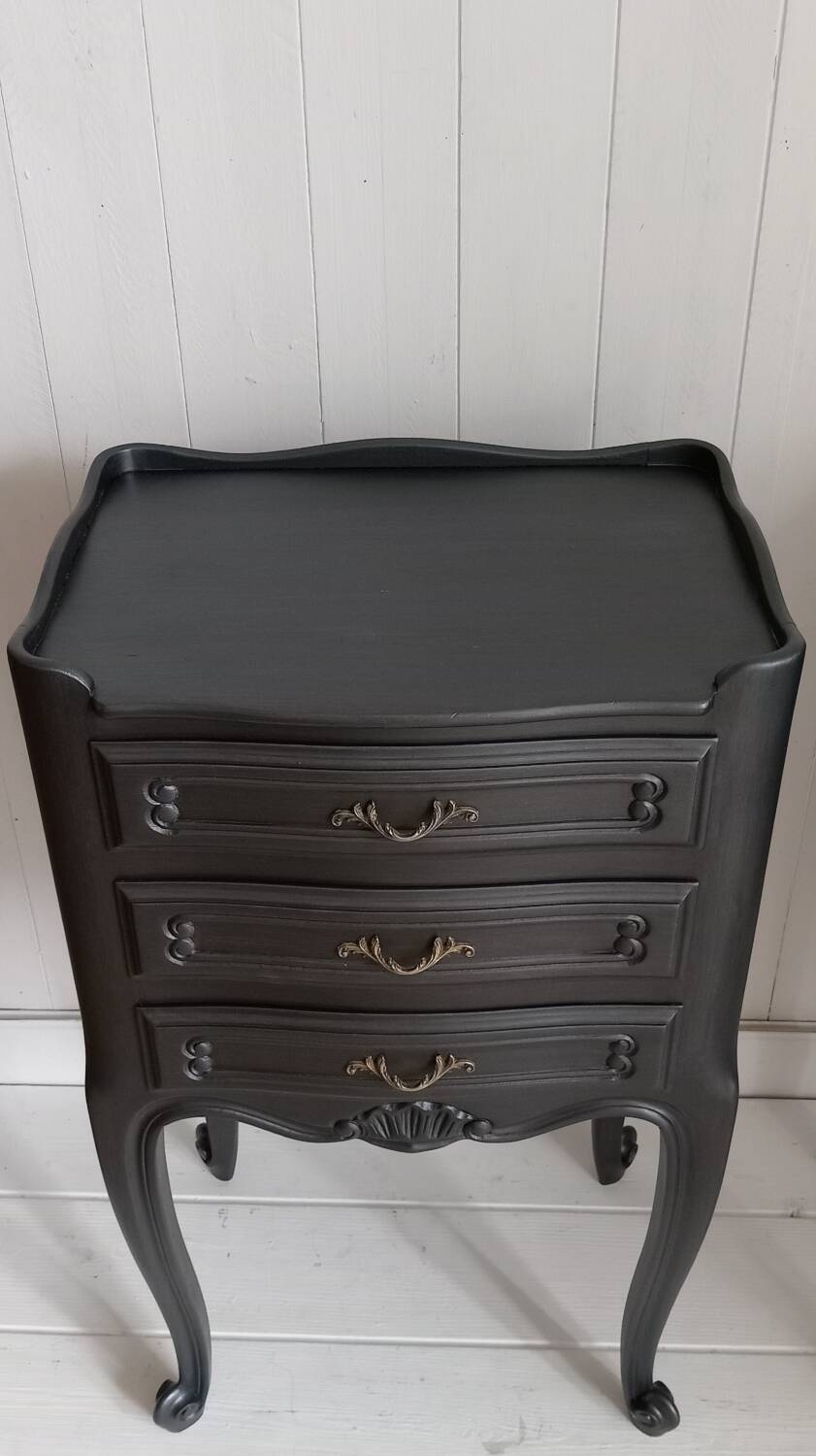 Pair of bedside tables