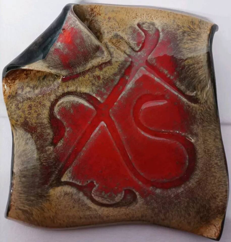 Vintage ceramic pocket emptier