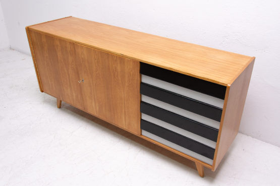 Mid-century modernist sideboard no. u-460 by Jiří Jiroutek, czechoslovakia