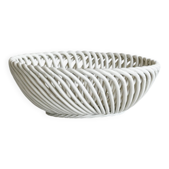 Small white twisted basket