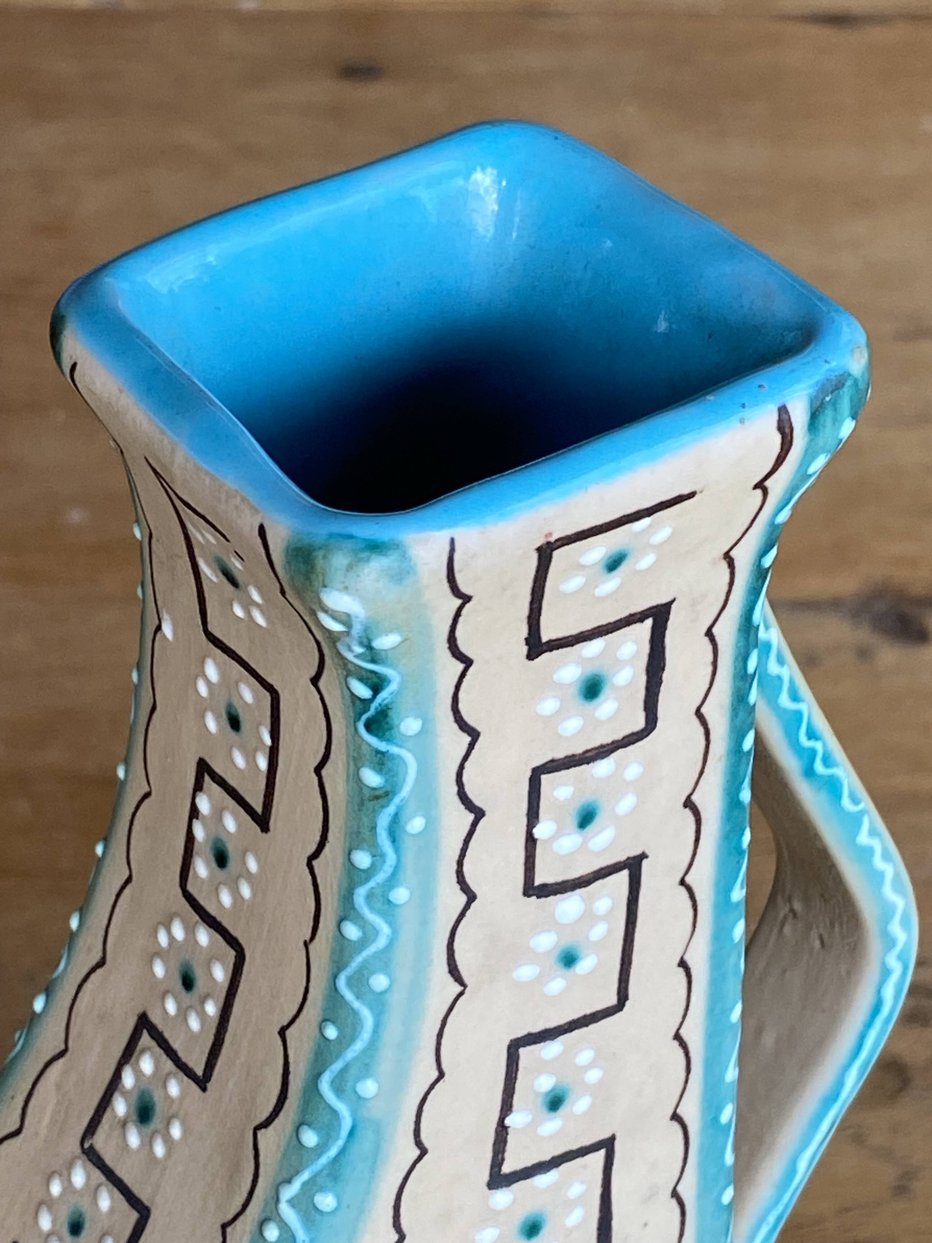 Italian vintage vase Deruta