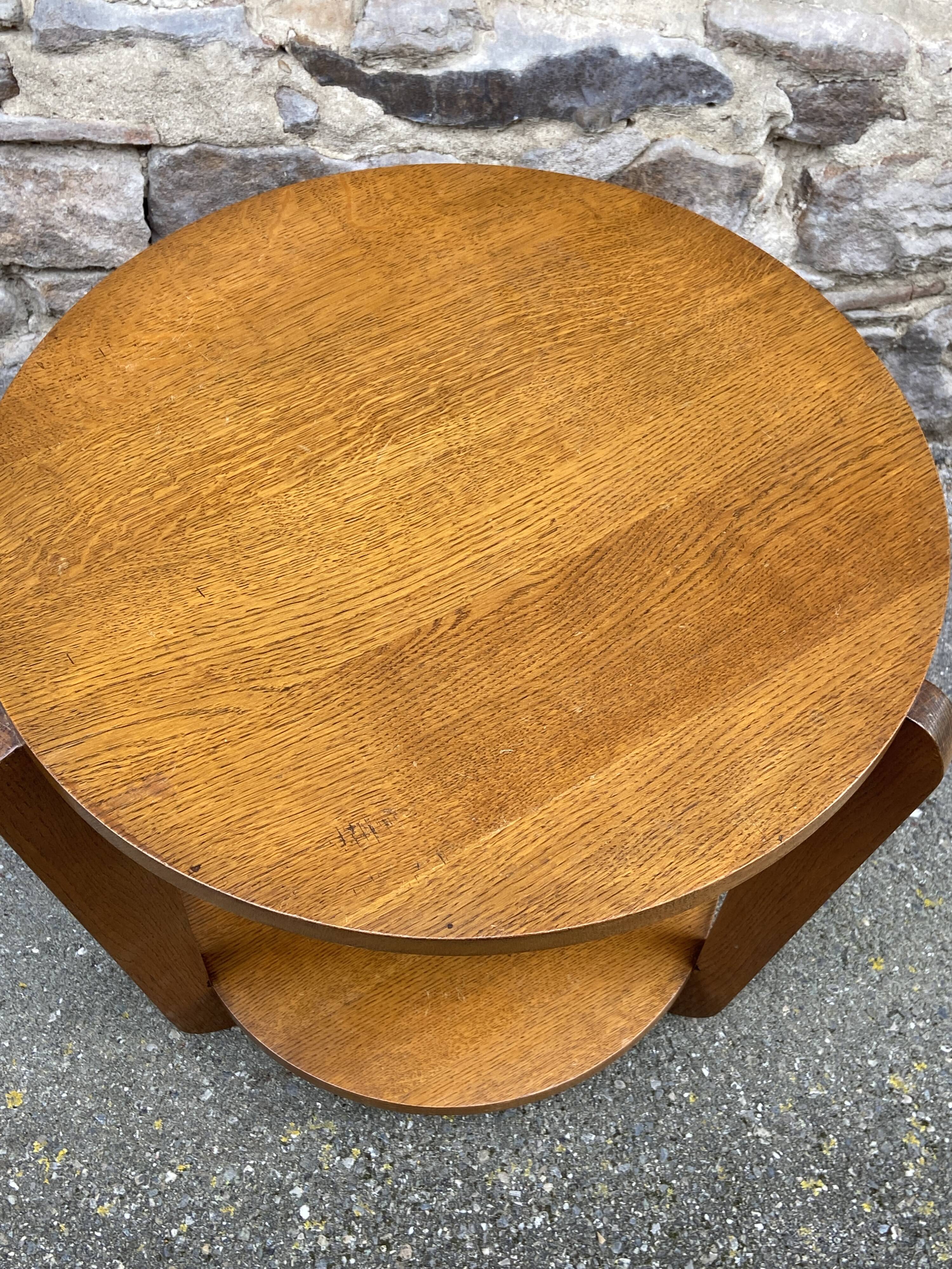 Art Deco pedestal table, 1940s design, in oak
