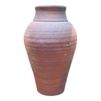 Grand vase en terre cuite