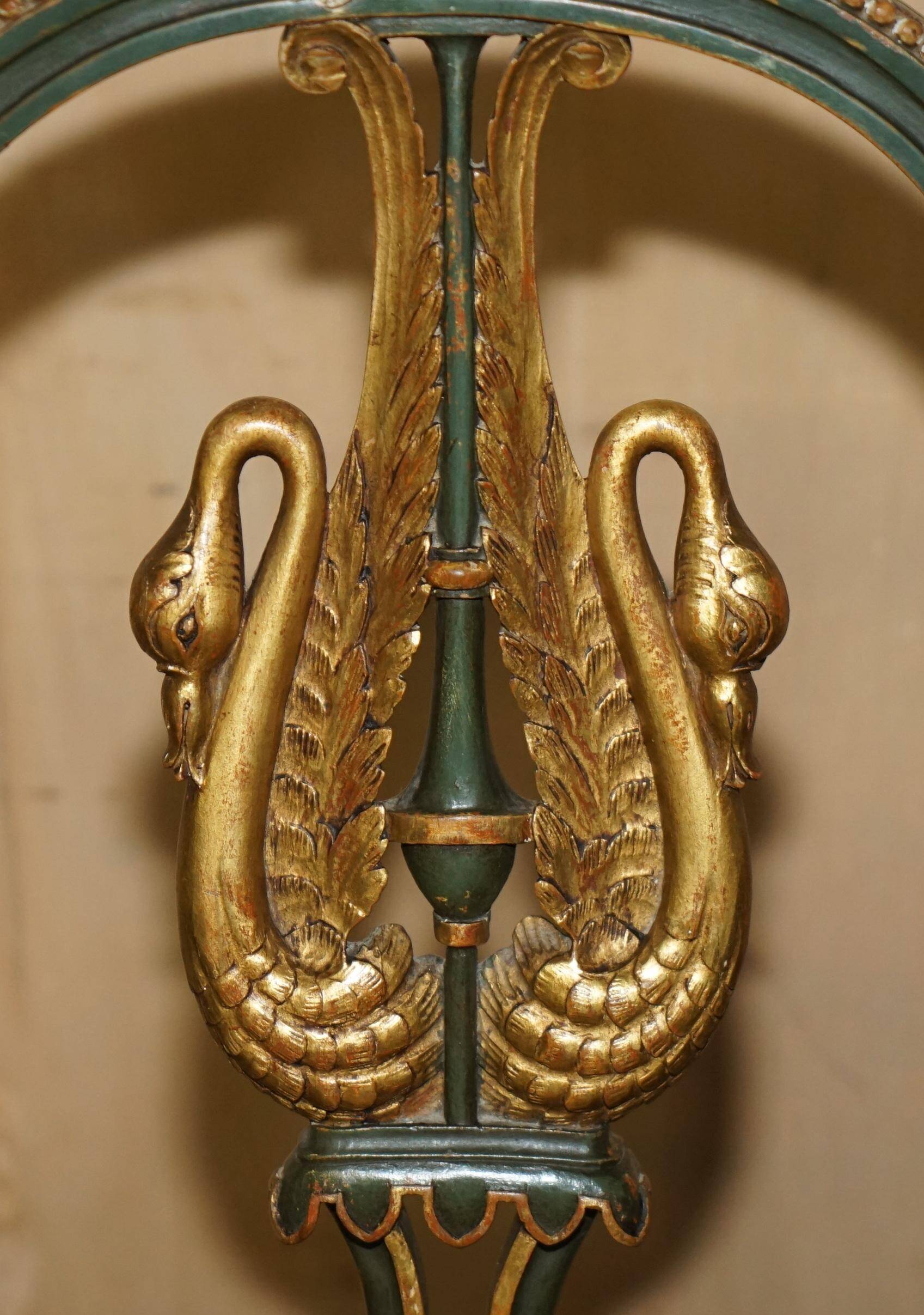 Paire Antique Chaises d'Appoint William Kent Empire Sculptées en Cygne