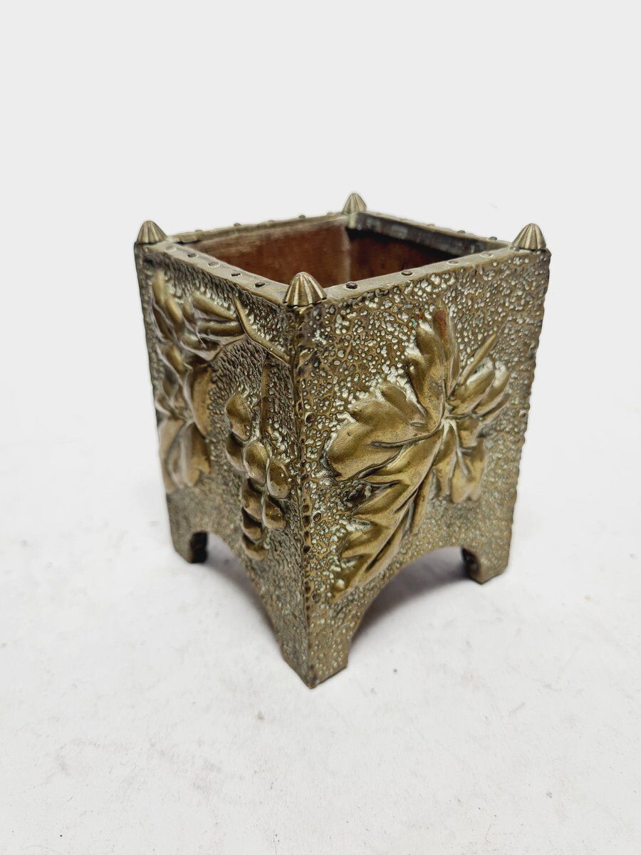 Art Nouveau planter, Poland, 1900s