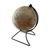 Globe lamp