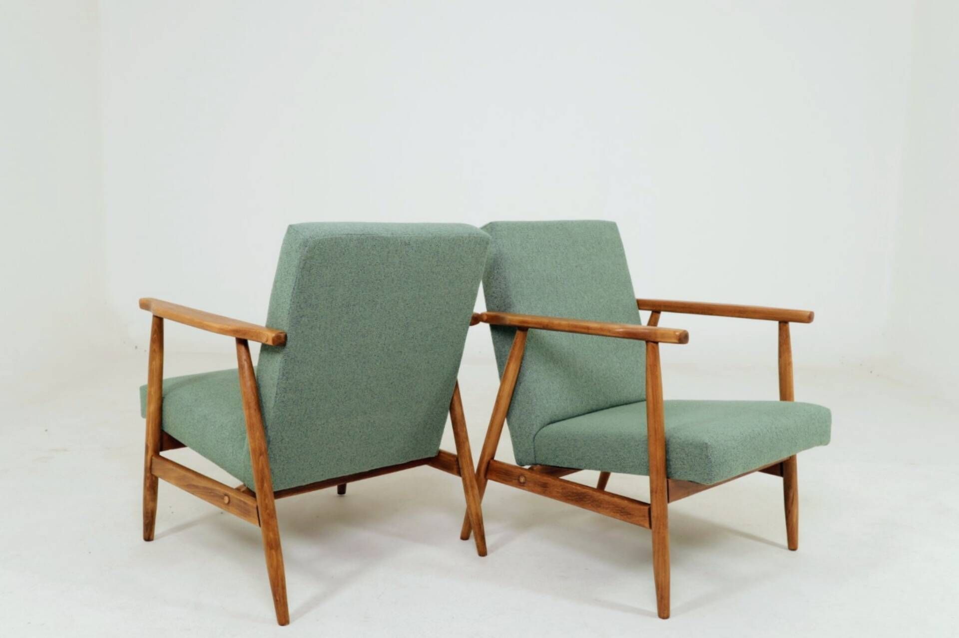 Pair of vintage long chairs mint green bouclé 1970