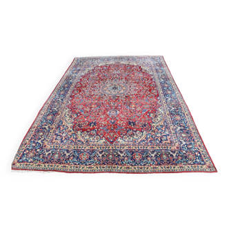 Oriental carpet Iran Isfahan. entirely handmade. Dimensions: 4.17 x 3.15 meters