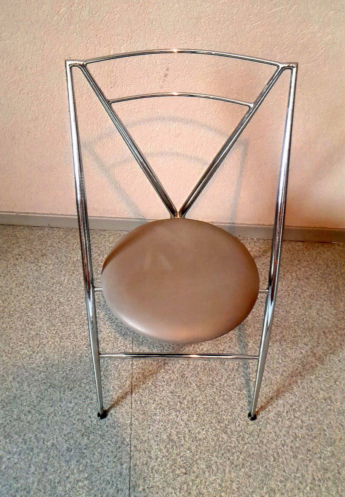 Cinderella chair by Yamakado