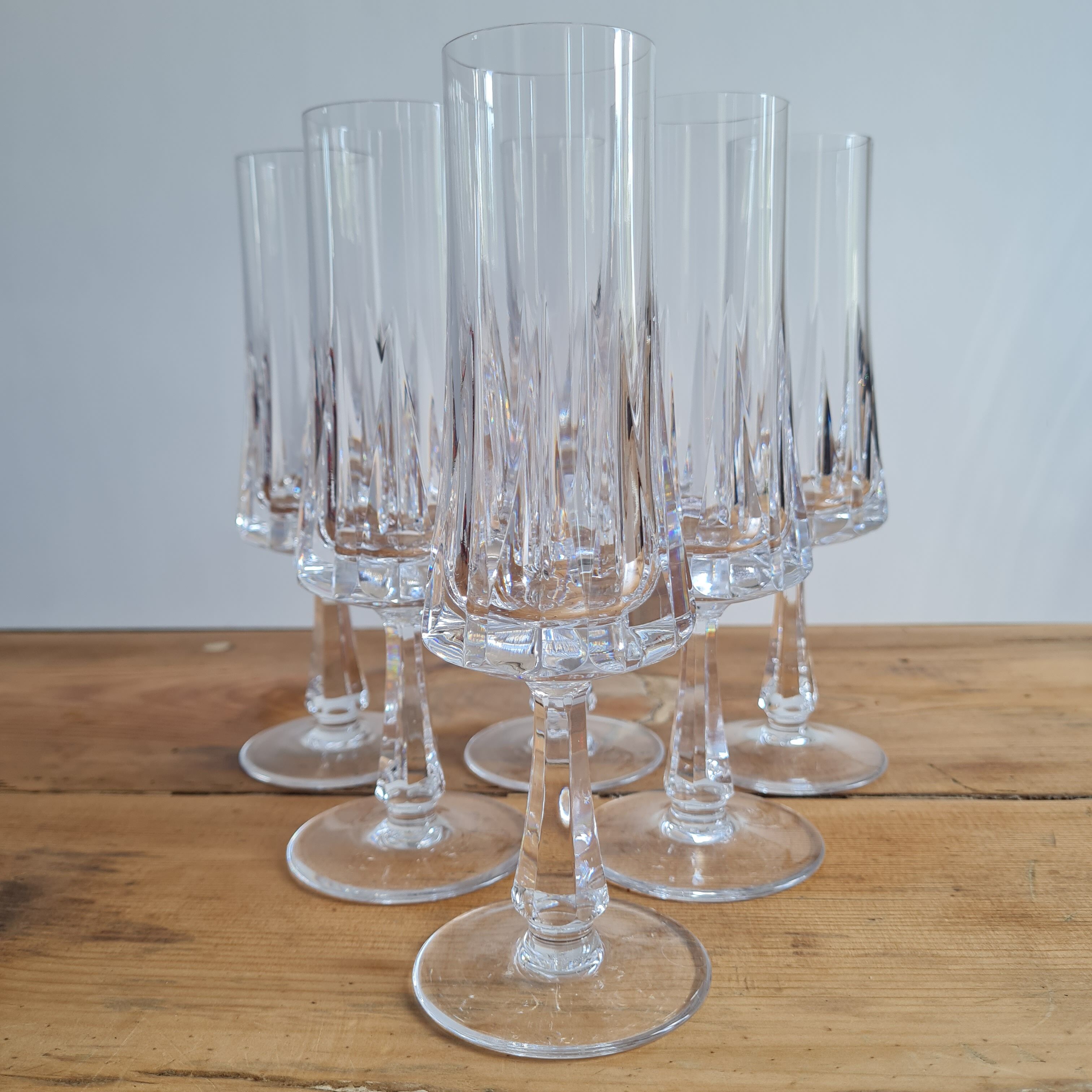 Service of 6 vintage crystal champagne flutes
