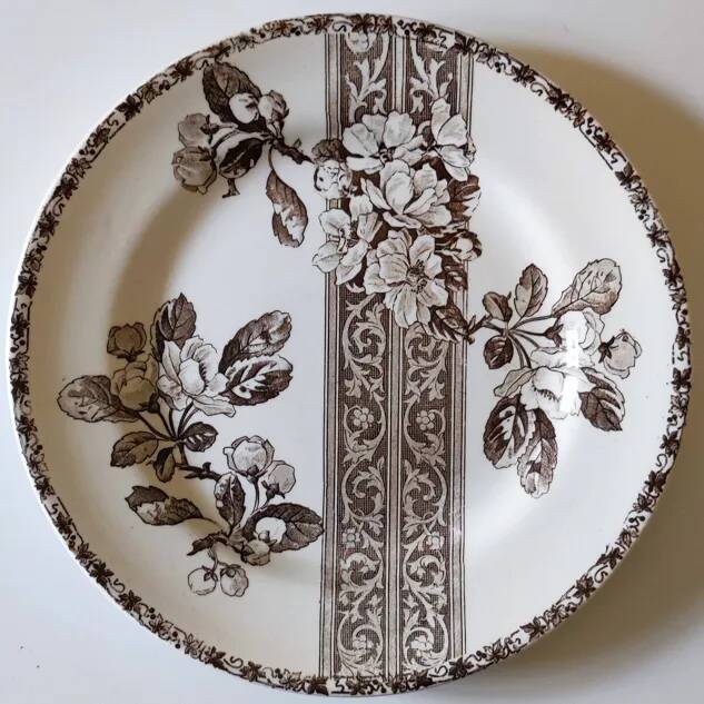 Flat plate iron earth Hawthorn & lace Grand dépôt Émile Bourgeois