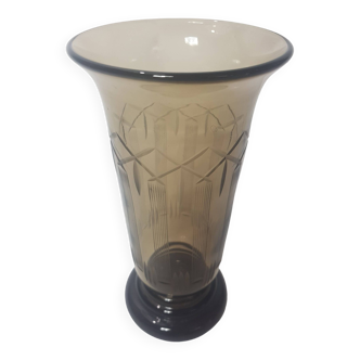 Art deco vase in etched smoked glass