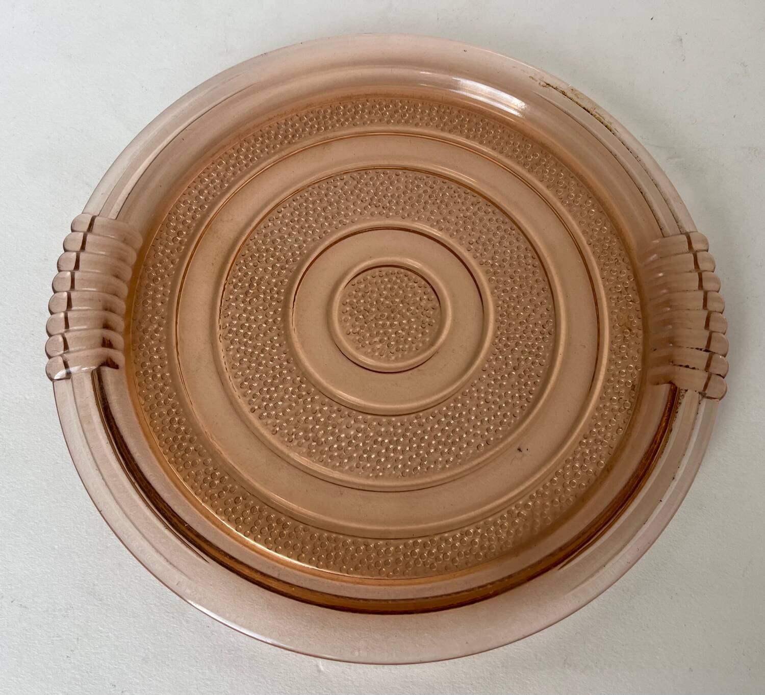 Plateau vintage en verre rose