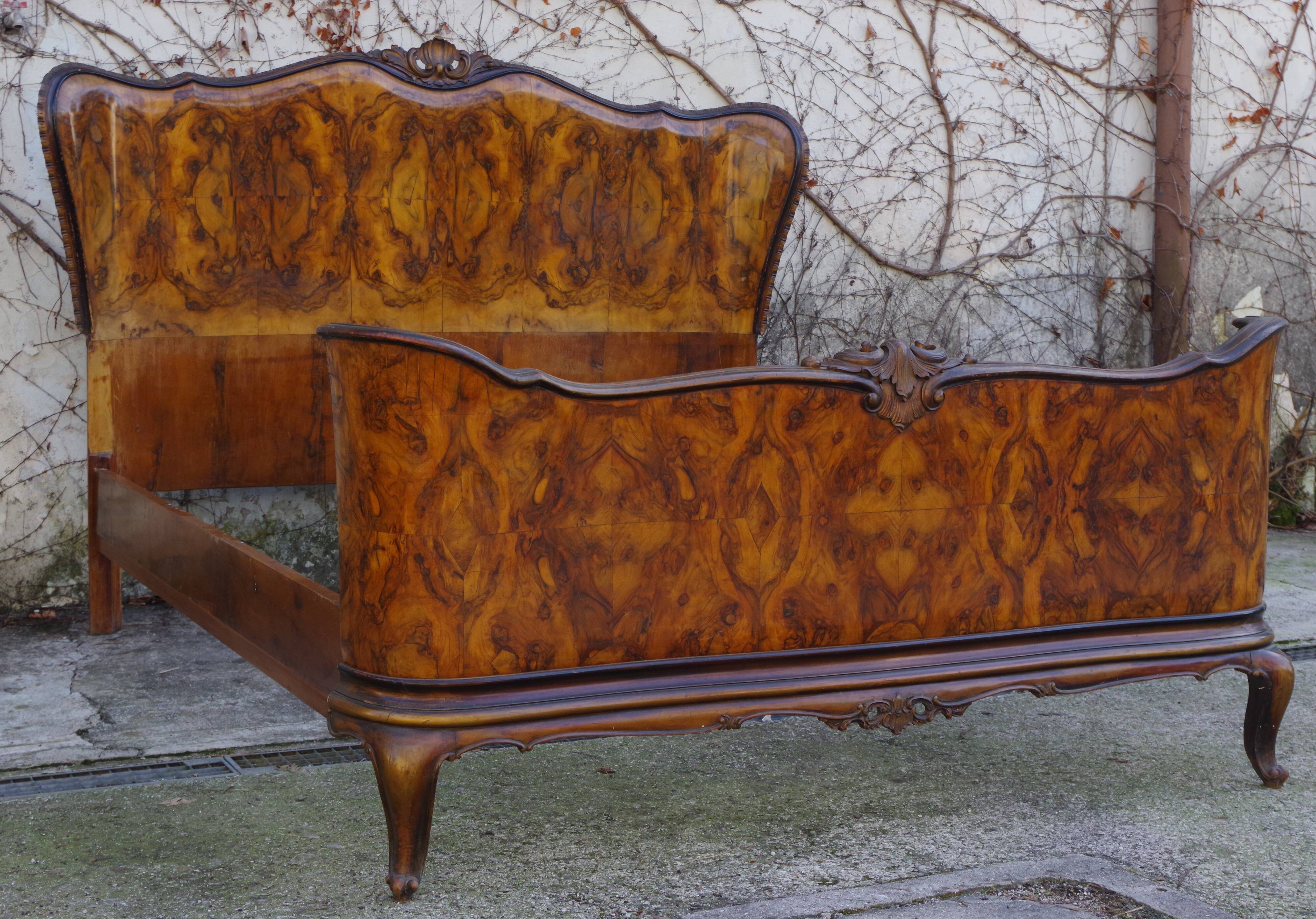 Rounded Walnut Burl Double Bed, 1950s