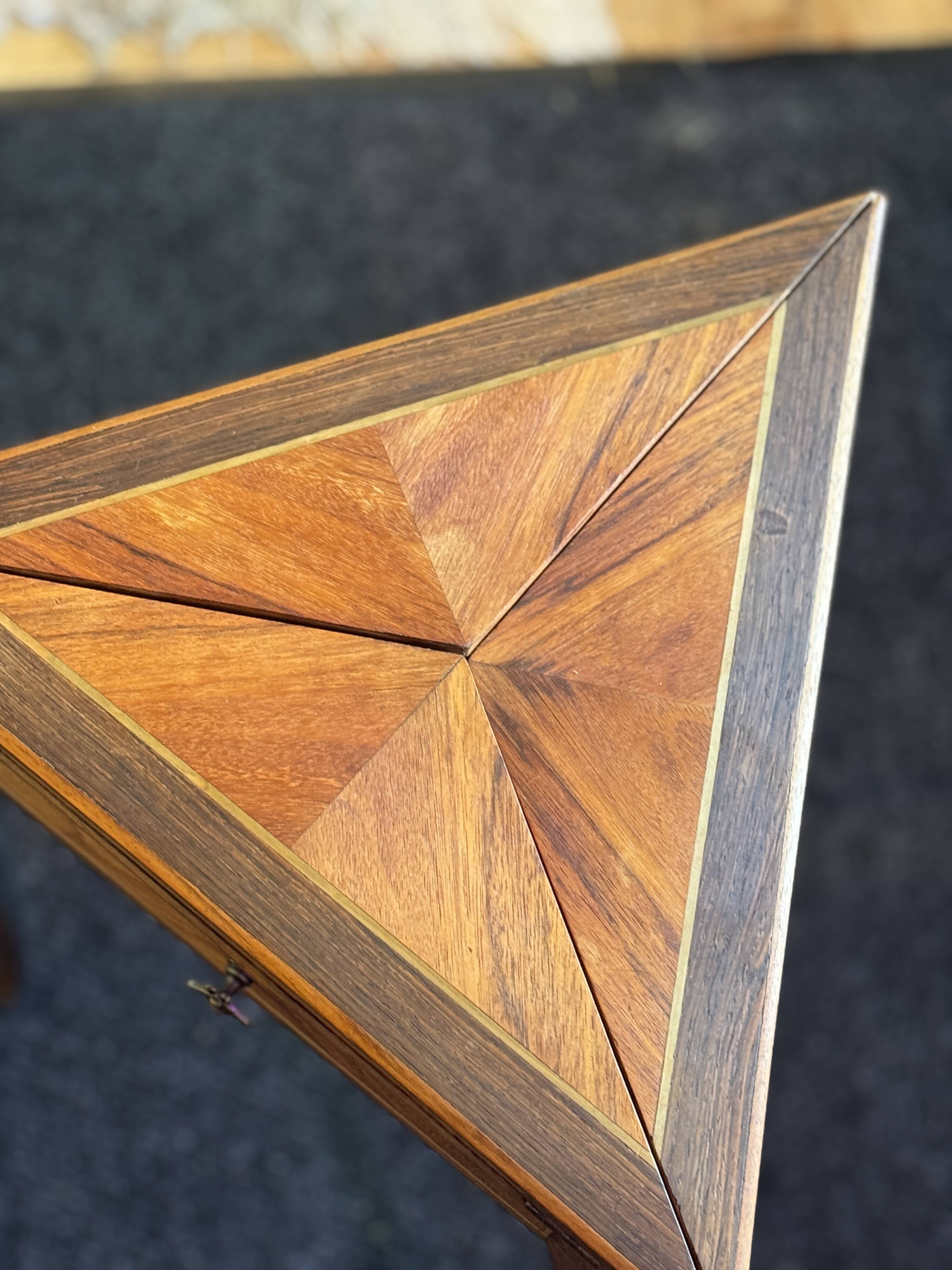 Old foldable board game table