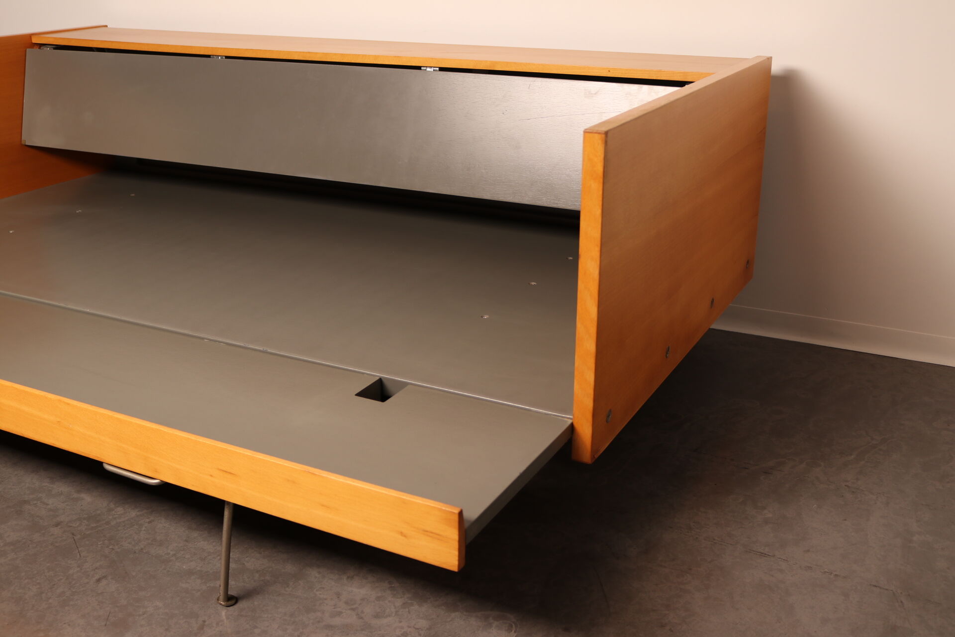 Convertible sofa & double bed model 'GE258' by Hans Wegner for Getama - Denmark - 1960's