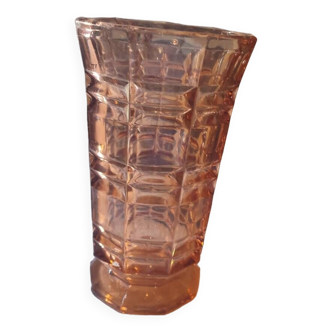 Vase verre moulé rose style Art Déco